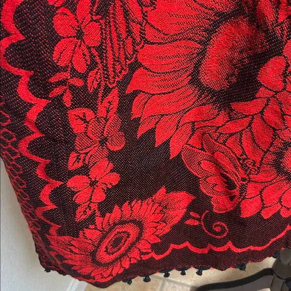 Poncho, Red and Black, Floral Hooded Hummingbird, Butterfly, Flower design, EUC - Picture 11 of 16